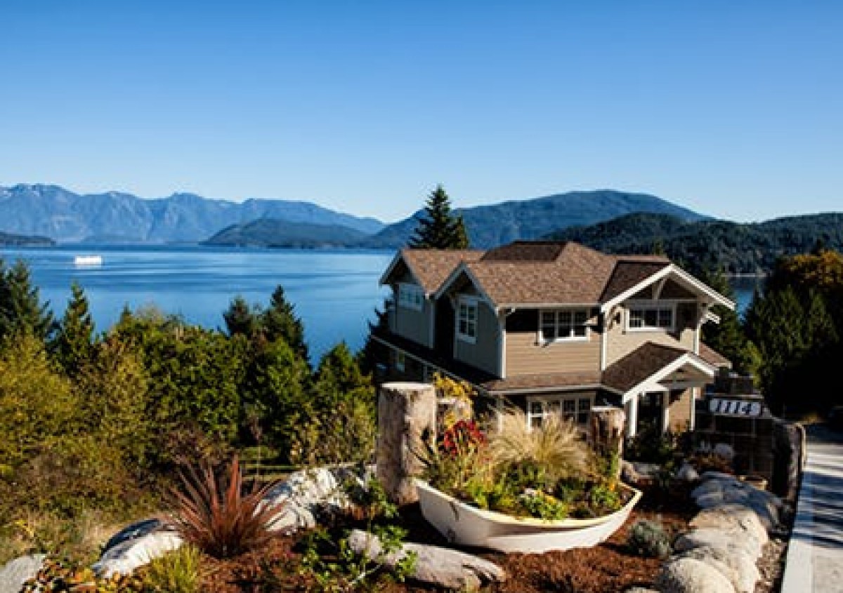 شقة 200 متر نصف تشطيب ثاني بلكونه في الحى السابع